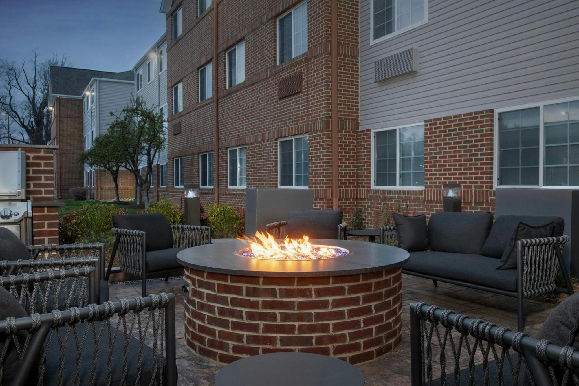 Towneplace Suites By Marriott Annapolis Exterior photo